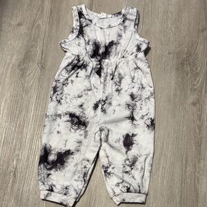 SHEIN Stylish Black and White Kids Jumpsuit